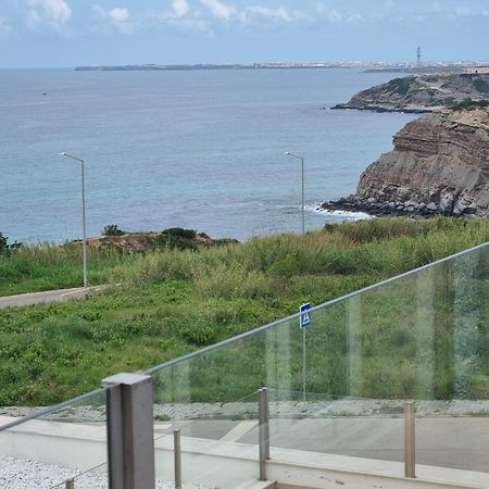 Ocean View Apartments Лориньян Экстерьер фото