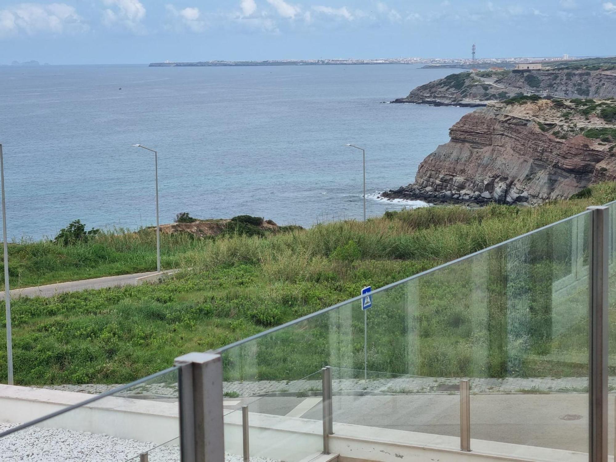 Ocean View Apartments Лориньян Экстерьер фото